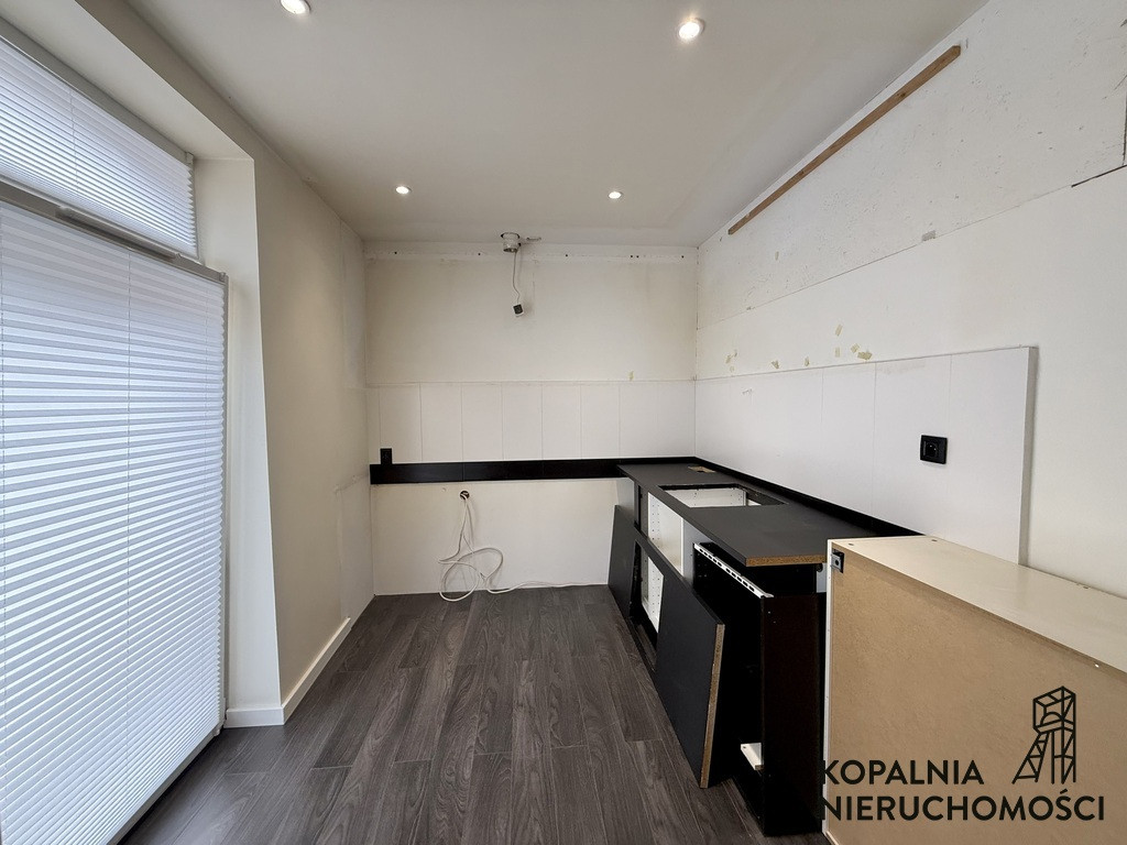 Apartment in Katowice, Karbowa, Śródmieście - Więcej