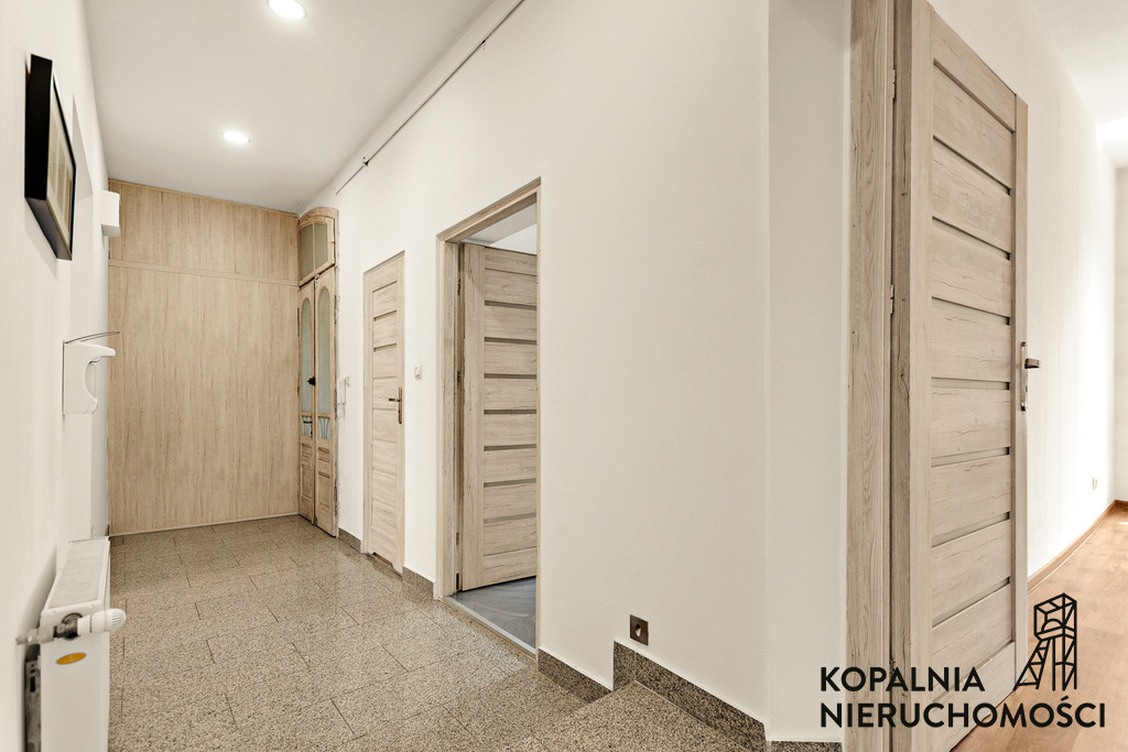Apartment in Chorzów, Osiedle Różanka, Centrum - Więcej