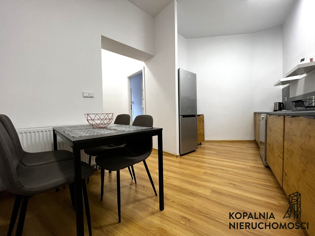 5-pokojowe mieszkanie na wynajem | Centrum