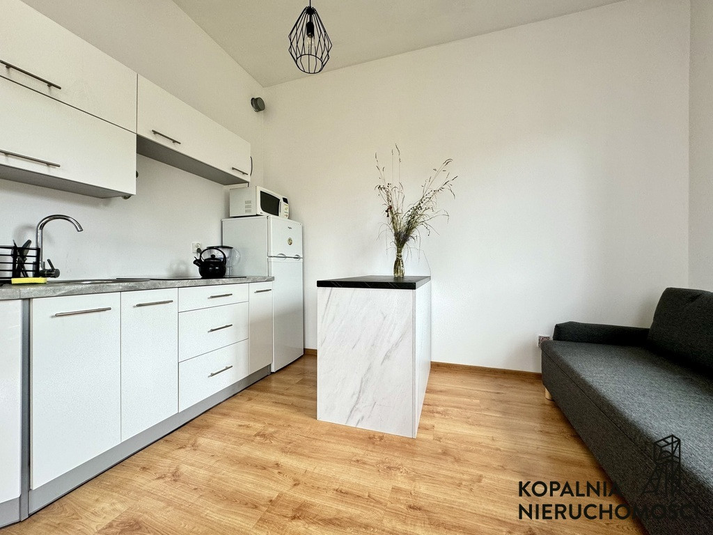 Mieszkanie – Katowice, Osiedle Tysiąclecia Dolne, Os. Tysiąclecia - Widok 3