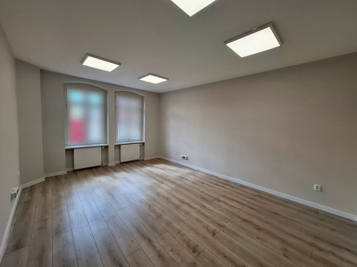 Lokal użytkowy, 86 m²