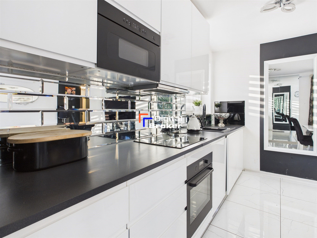 Apartment in Warszawa, Chomiczówka, Bielany - Widok 3