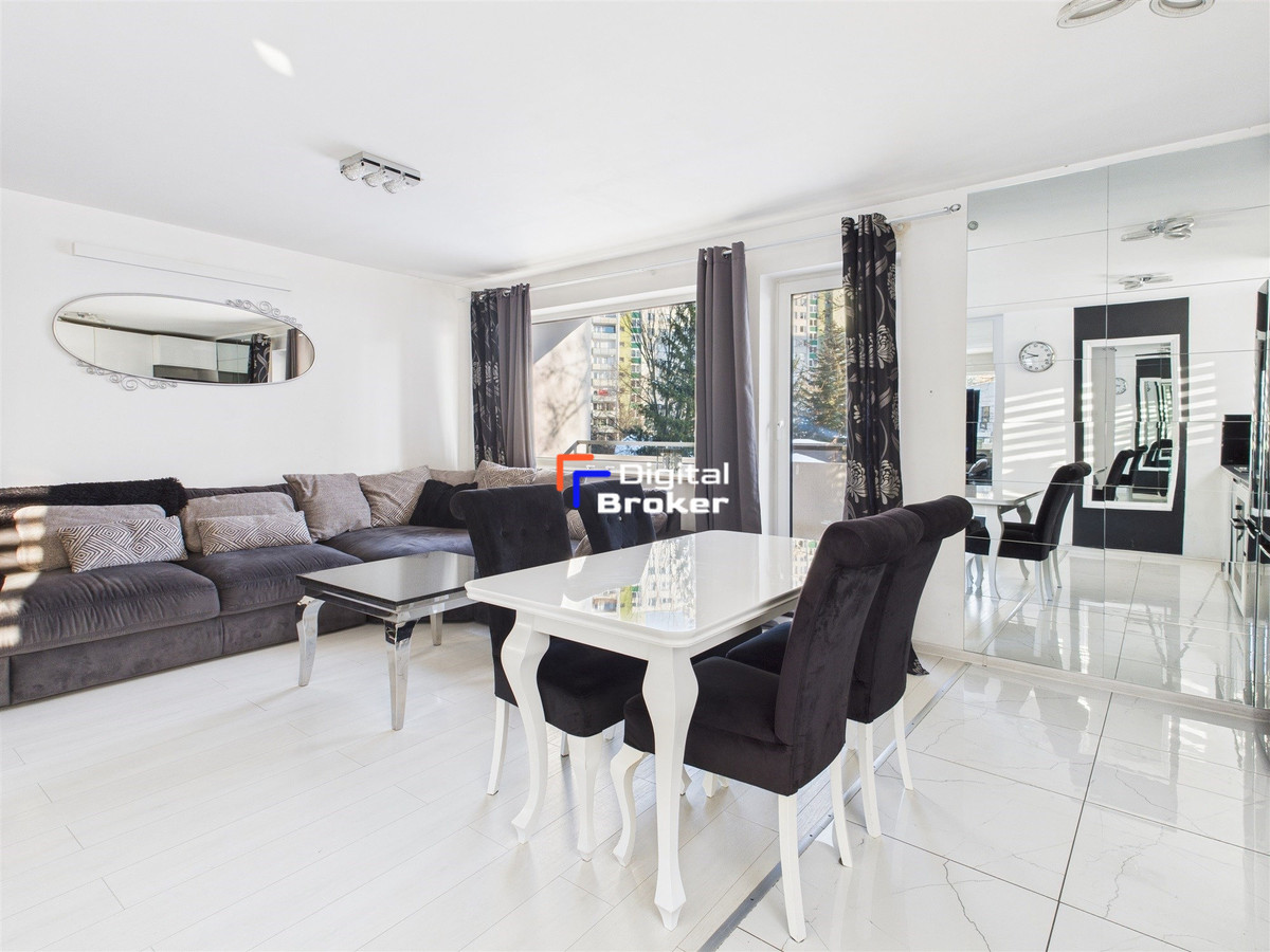 Apartment in Warszawa, Chomiczówka, Bielany - Widok 2