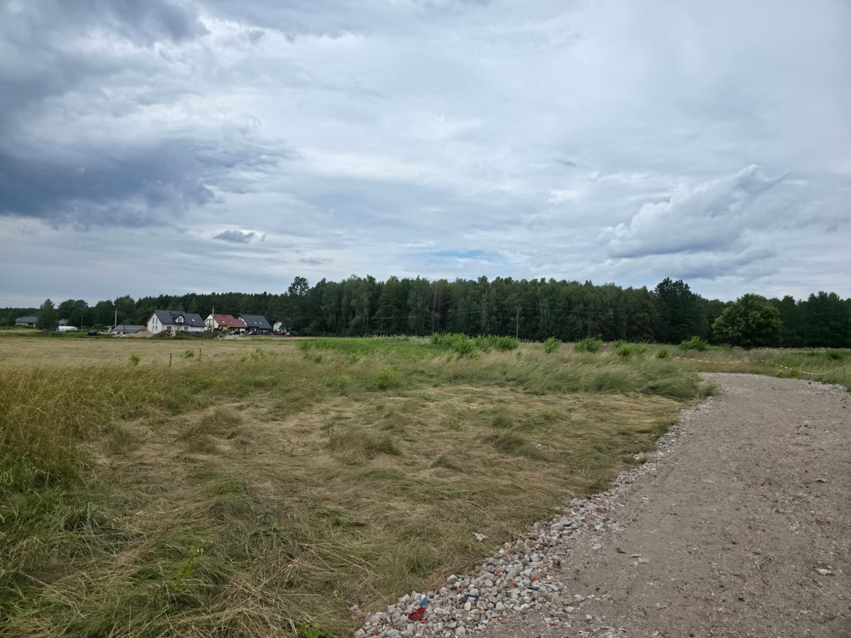 Piękna działka budowlana 888 m² - Widok 3