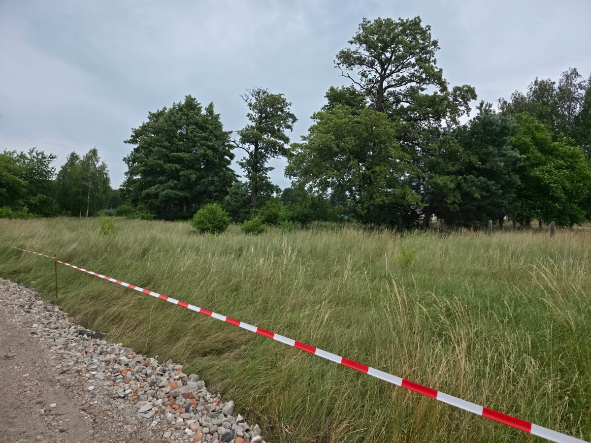 Piękna działka budowlana 888 m² - Widok 5