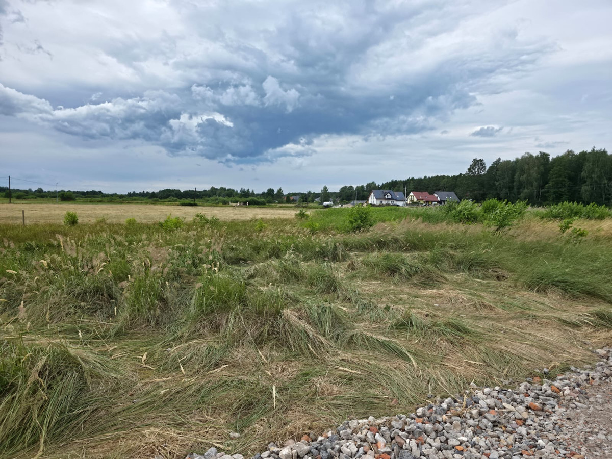 Piękna działka budowlana 888 m² - Widok 4