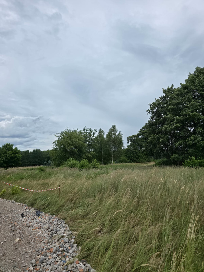 Piękna działka budowlana 888 m² - Więcej