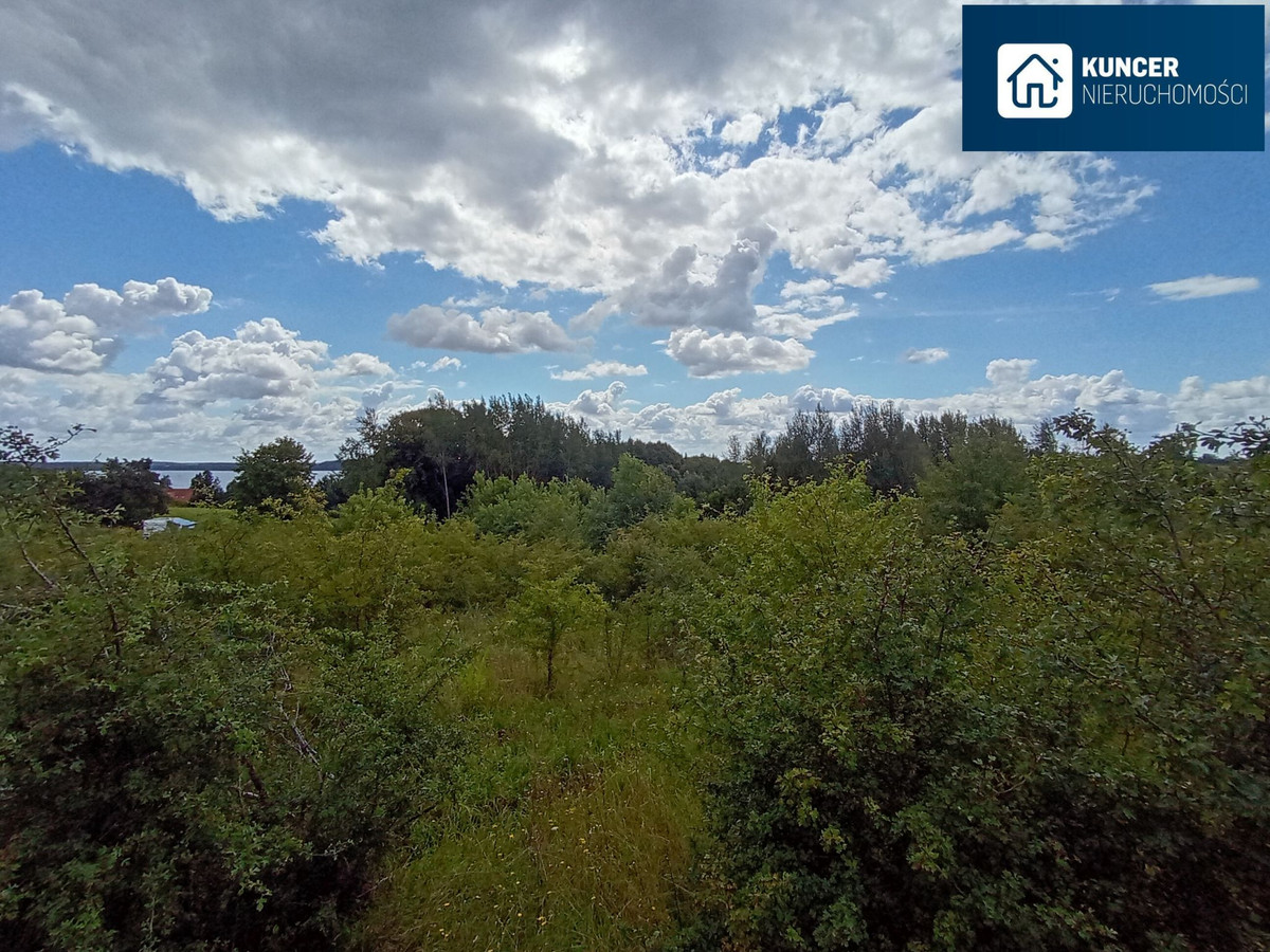 Plac, 808 m²