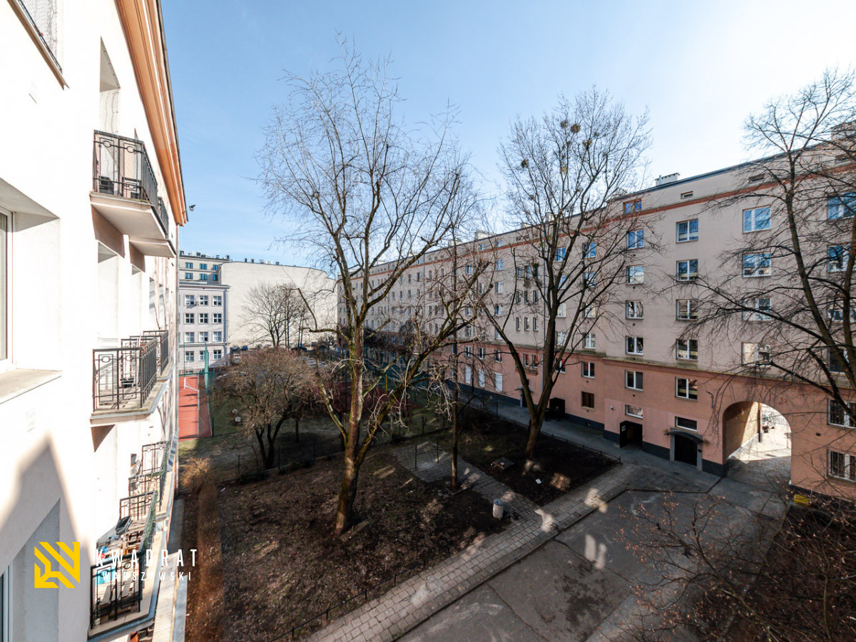 Apartment in Warszawa, Mirów, Śródmieście - Więcej