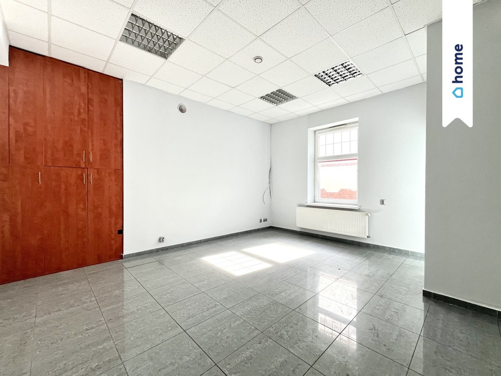 Lokal 135 m² blisko ronda Jagiellonów - Więcej