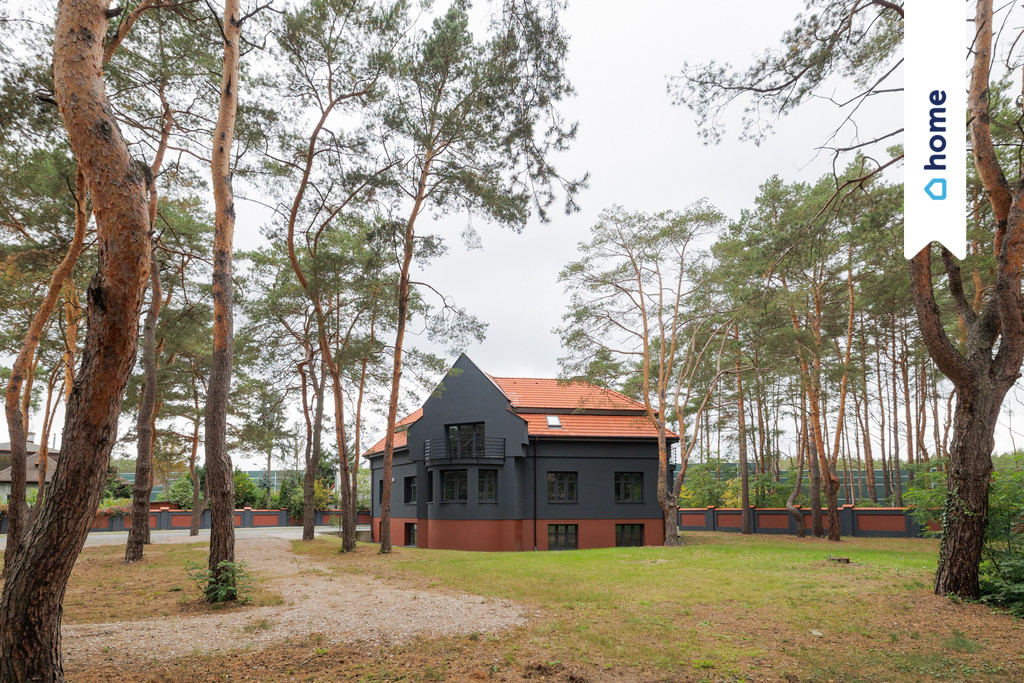 Niezależny obiekt 400 m² | 2 800 m² działki | Wawer | siedziba firmy