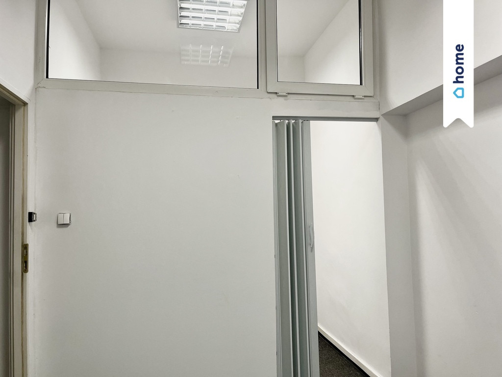 Lokal 36 m², 3 pomieszczenia, Plac Wolności, biuro - Widok 3