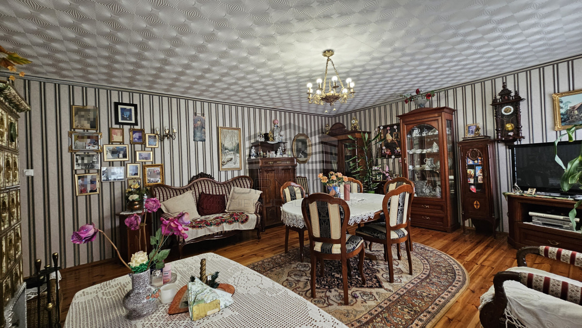dom bliźniak ze wspólną działką, super lokalizacja - Widok 2
