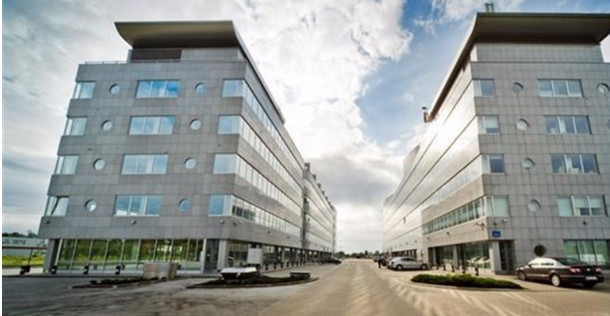BATORY OFFICE BUILDING II - Widok 2