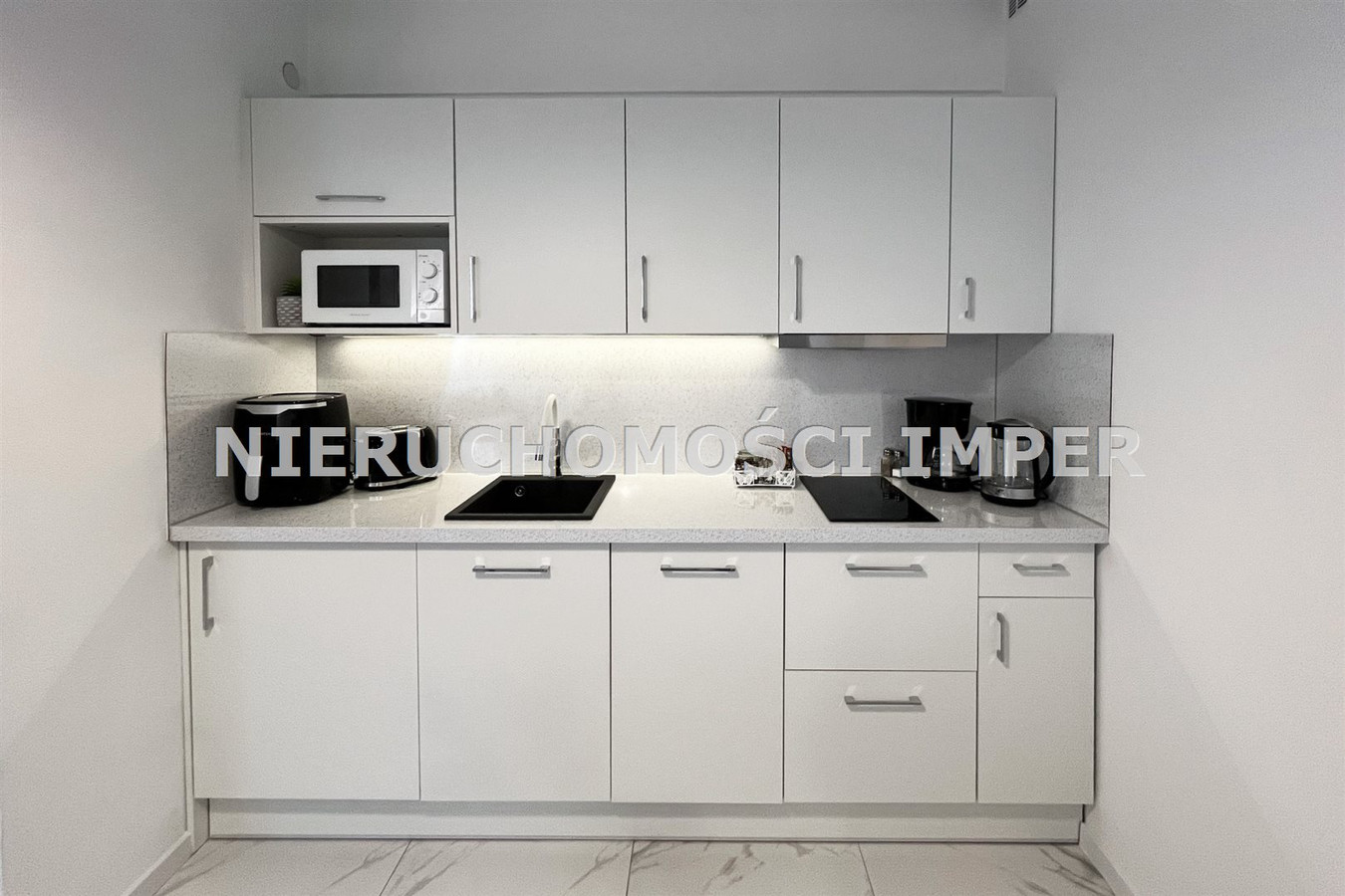 Apartament w centrum, garaż, ogrzewanie miejskie - Widok 6