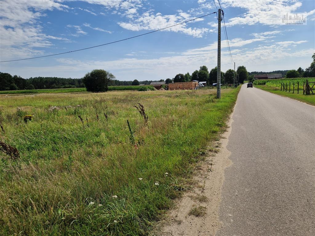 Działka budowlana z Warunkami Zabudowy - Więcej