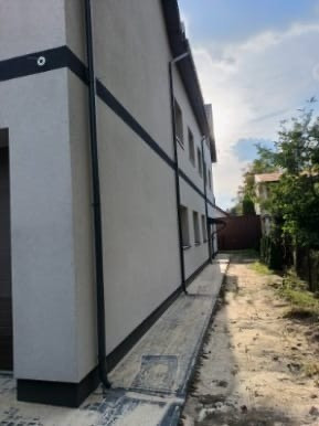Nowy lokal-380 m², na dowolną działność-usługi - Widok 4