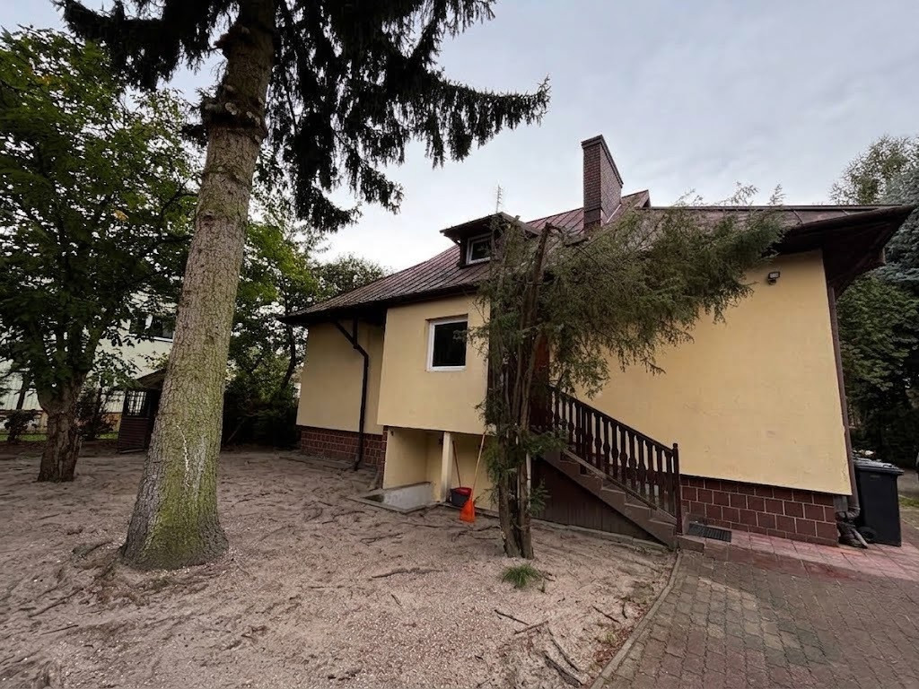 Dom Piaseczno-Zalesie dla pracowników