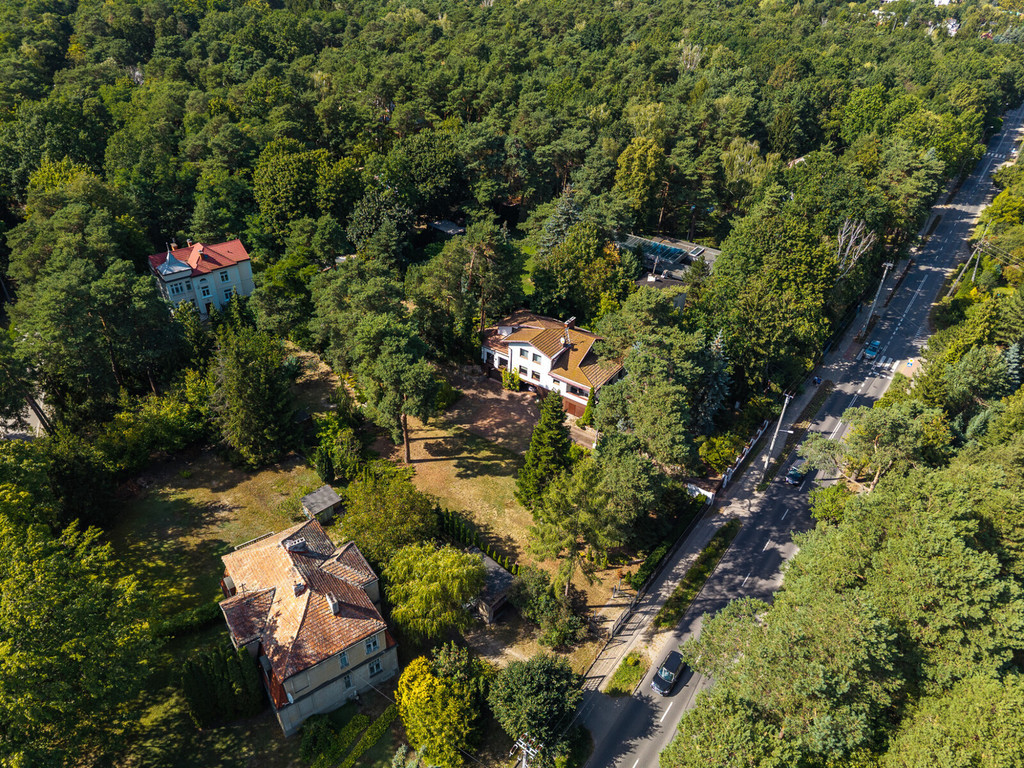 Działka budowlana w willowym Milanówku - Widok 2