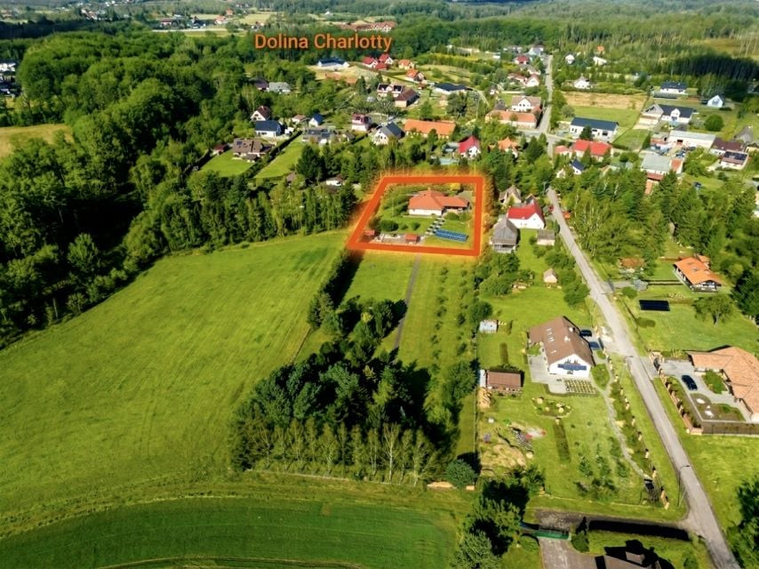 Будинок, 257 m², ділянка 3000 m²