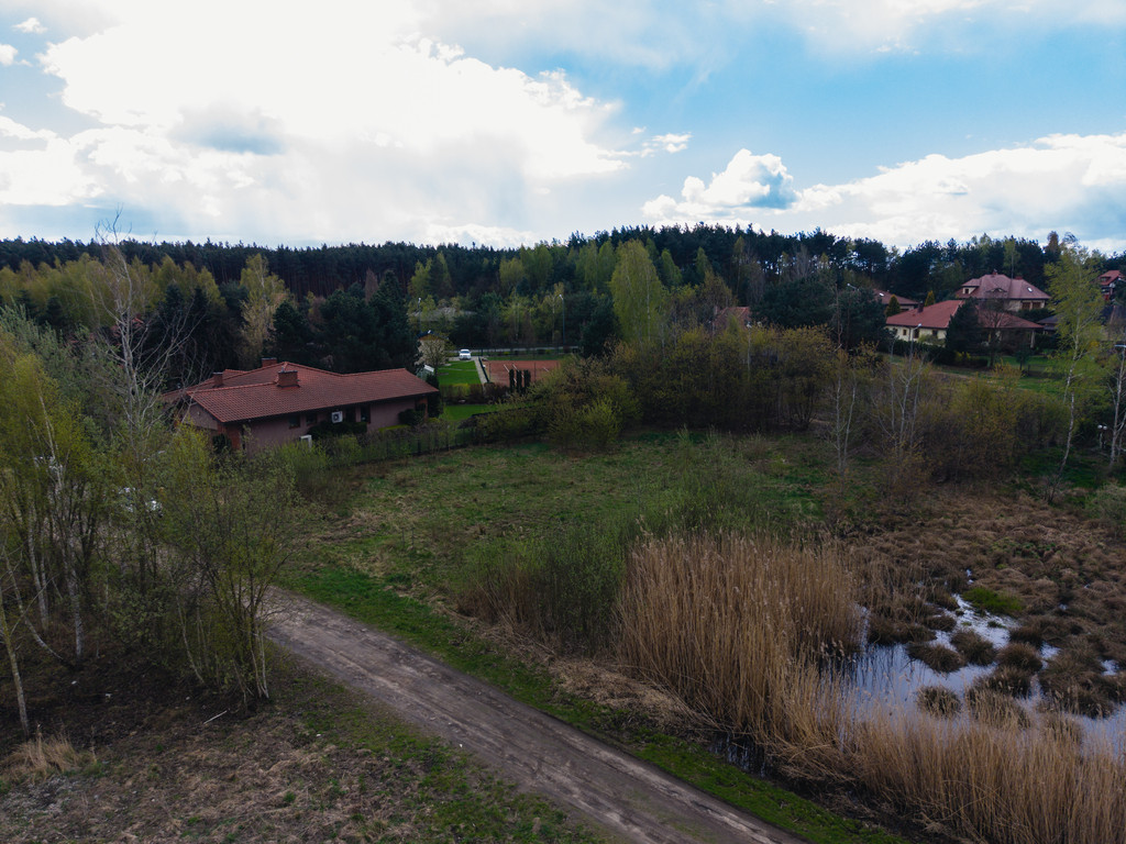 Bukowiec: Działka z WZ + media przy Widzew Center - Więcej