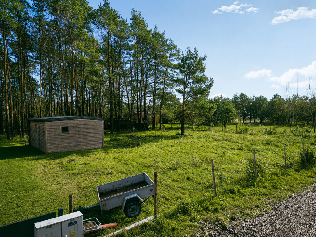 Plac, 1722 m²