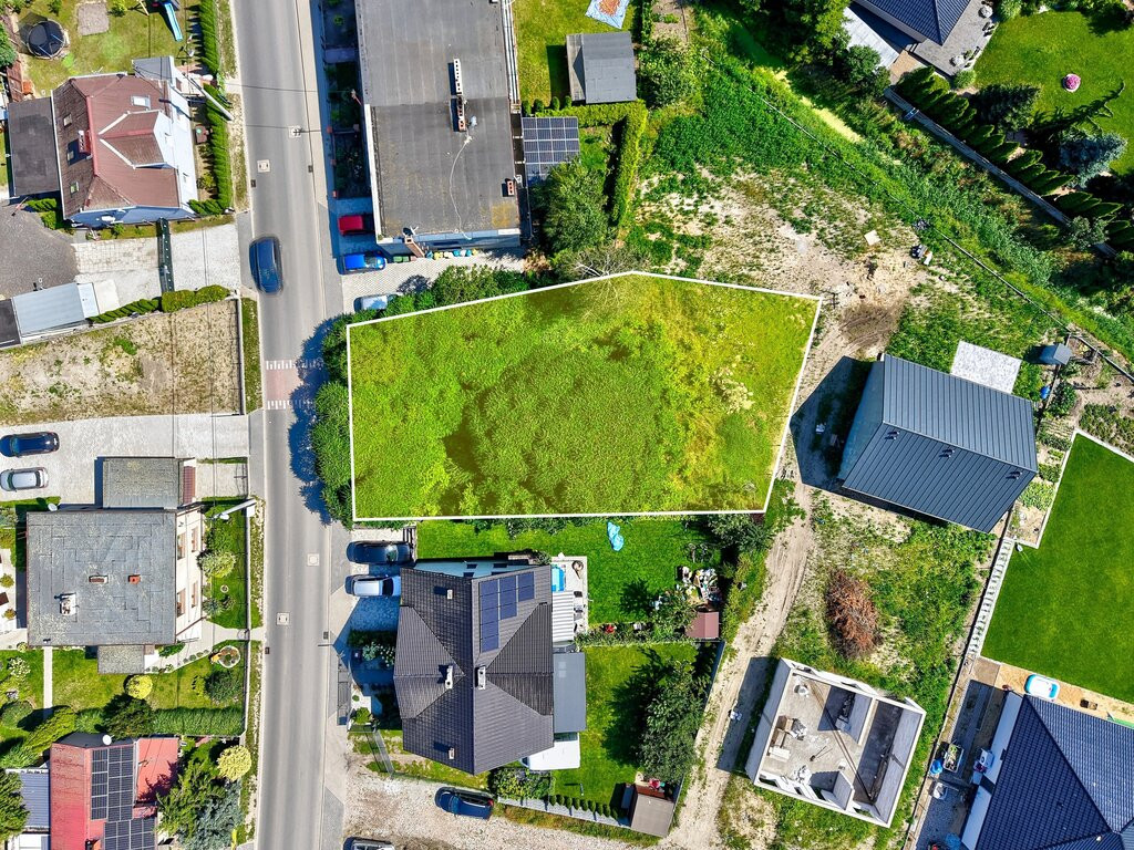 Dopiewiec: Działka 673m² | media | droga - Widok 2