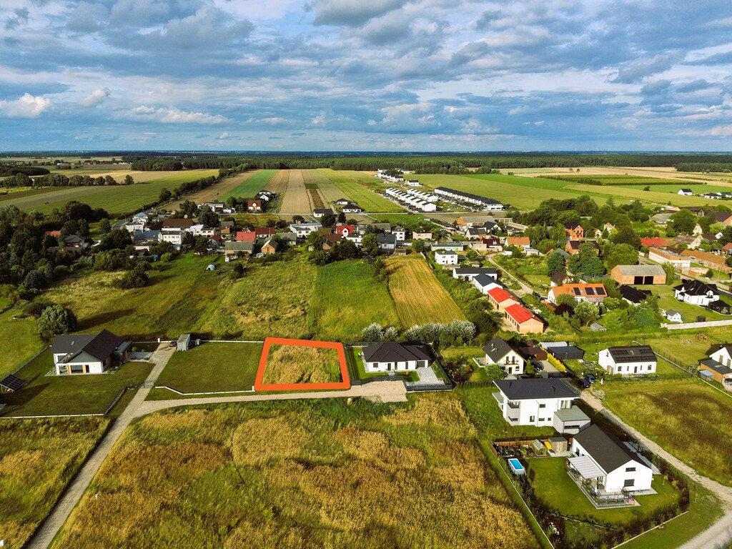 Zamieszkaj w Radzewie! Działka 893 m² czeka - Widok 3