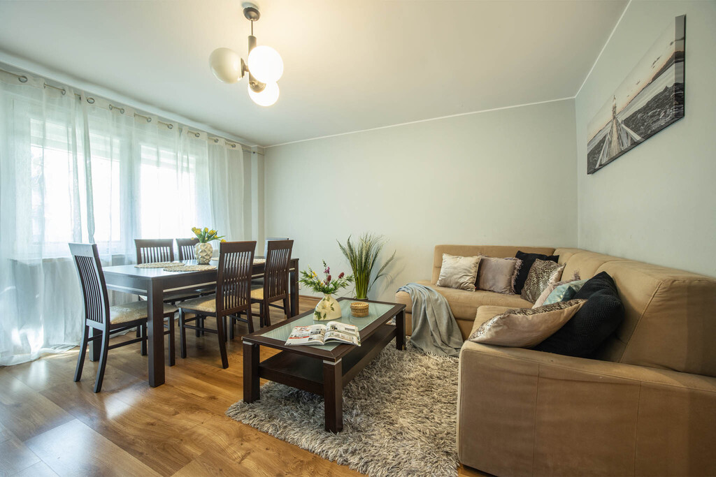 REZERWACJA - Wygodne 3 pokoje po remoncie - Widok 3