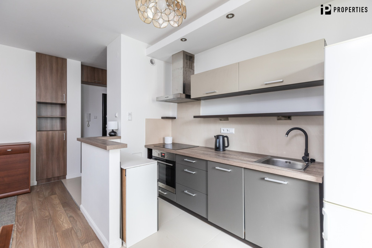 Apartment in Warszawa, Osiedle Młodych, Praga-Południe - Widok 5