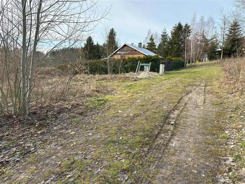 Land, 1500 m²