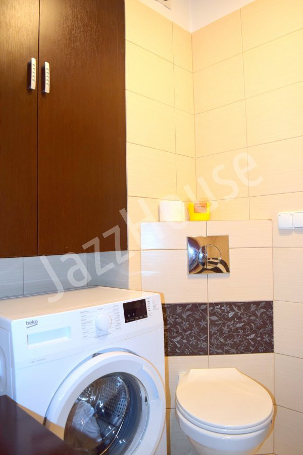 Dwa pokoje z balkonem - Więcej