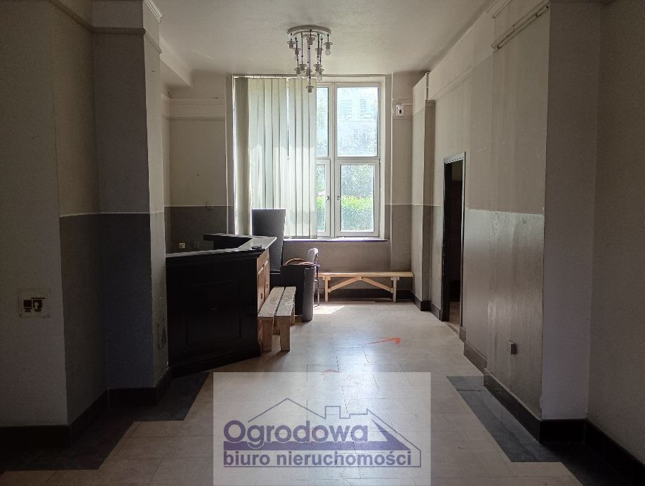 Lokal na ul. Ogrodowej o powierzchni 270 m² - Widok 2