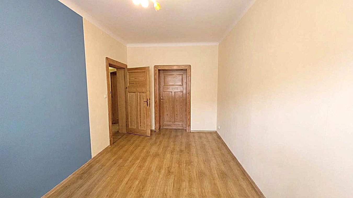 Mieszkanie – Jelenia Góra, Śródmieście - Widok 4