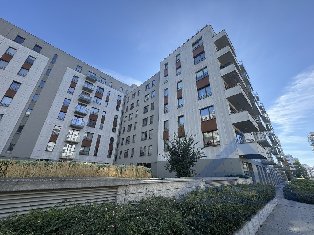 Sprzedam lokal na parterze - Mokotów