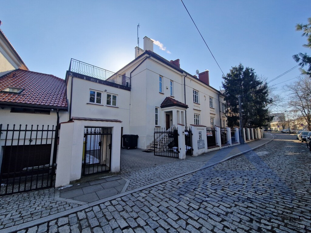 Μονοκατοικία, 700 m², οικόπεδο 570 m²