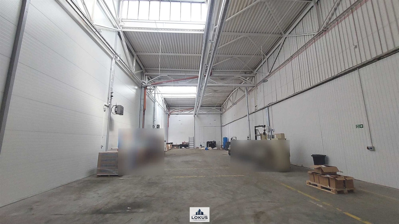 Hala handlowo-magazynowa z biurem parking - Widok 3