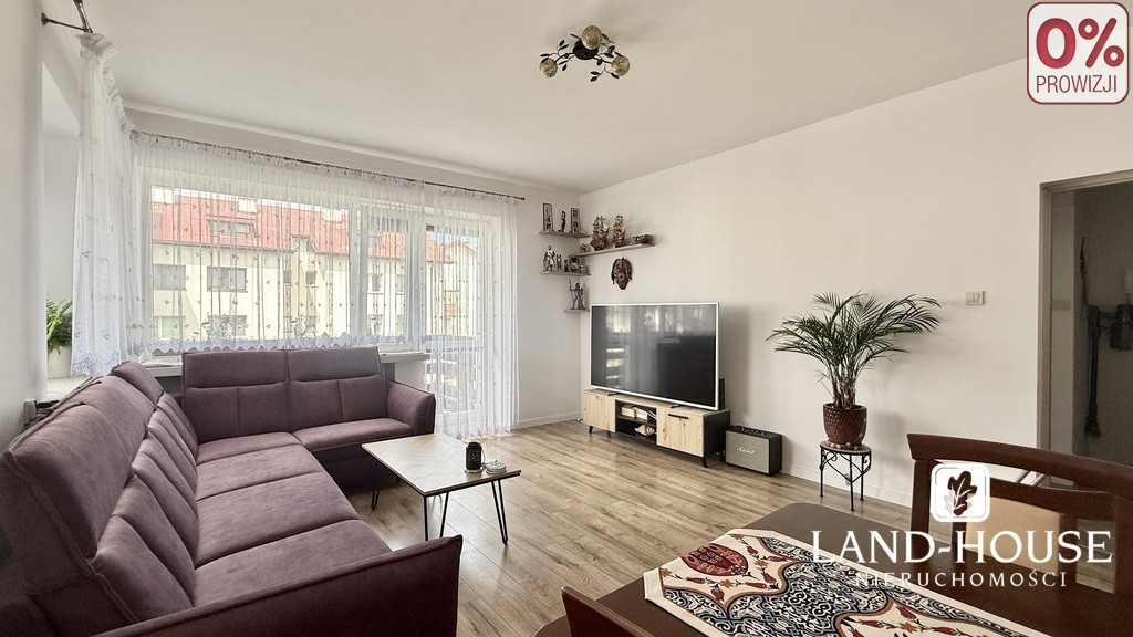3 pokoje po remoncie, centrum, garderoba, 70,68 m² - Widok 4