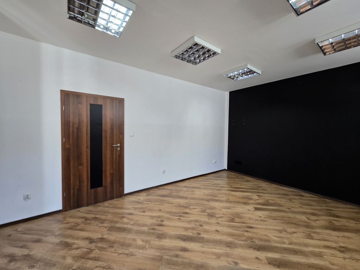Lokal biurowy 77 m² do wynajęcia – Łódź, Łomżyńska - Widok 3