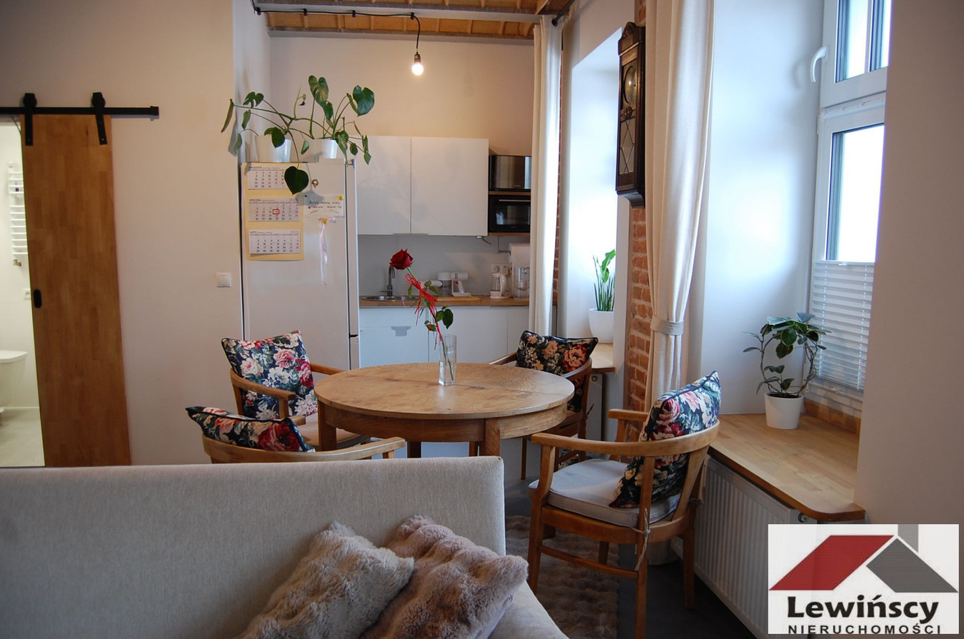 Mieszkanie w dwóch pokojach 43,5 m² z balkonem - Widok 3