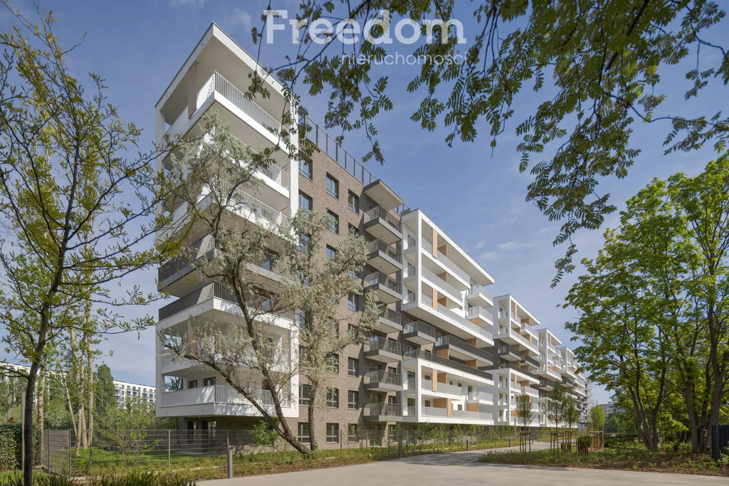 3 pokoje, 47, 82 m², nowy blok z garażem, ochrona