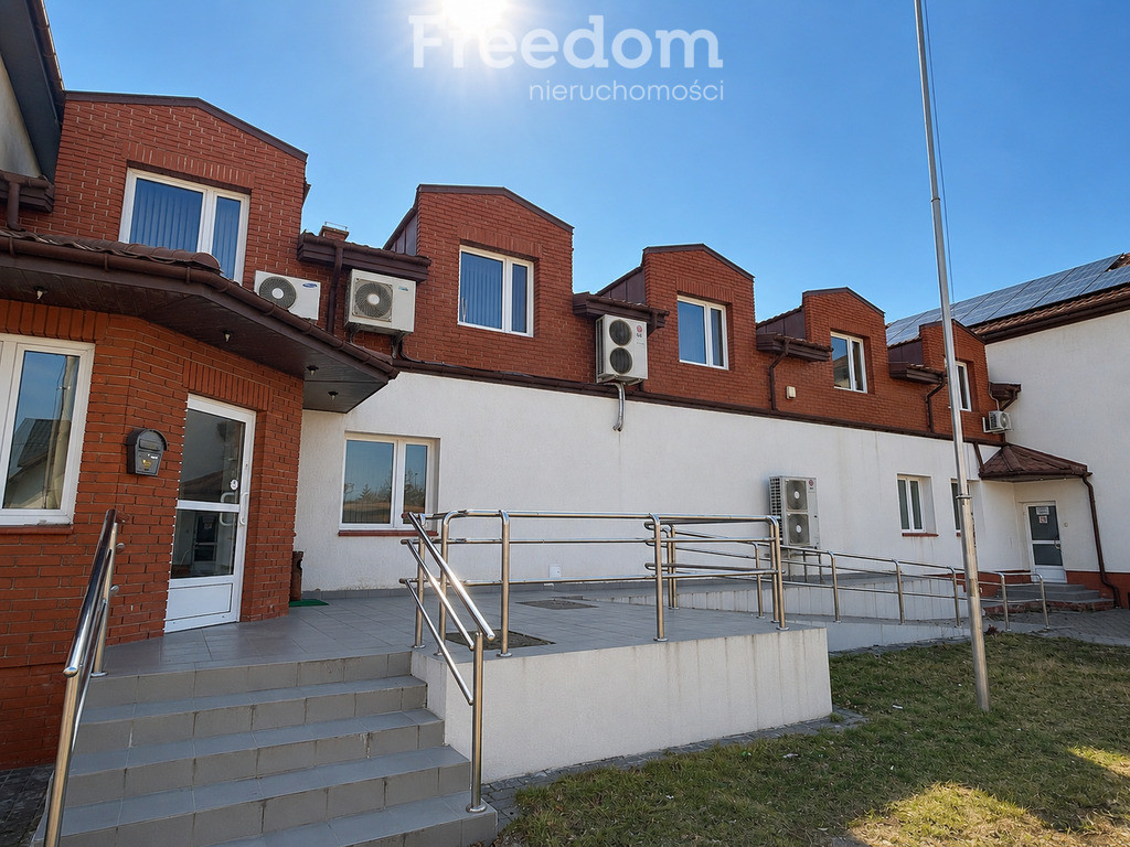 Budynek biurowy - Ostrów Mazowiecka - Widok 5