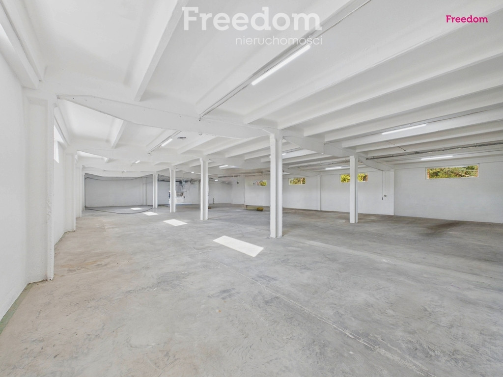 Hala magazynowa 570 m² z placem i monitoringiem-Białobrzegi - Więcej