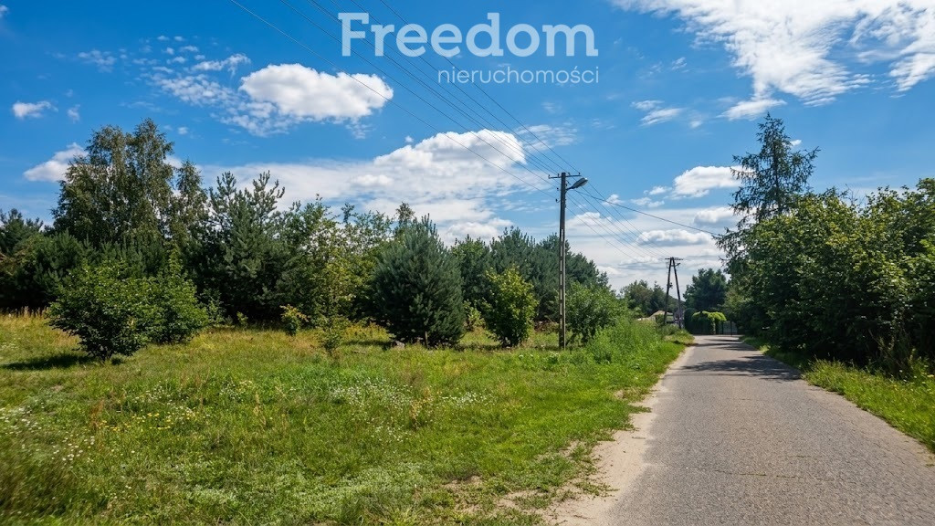 Zbuduj dom w otoczeniu Sokolnik! Działka 1052 m² - Widok 3