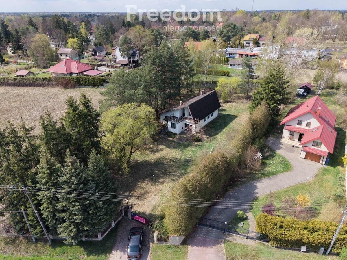 Dom na dużej działce 2314 m² - Głosków