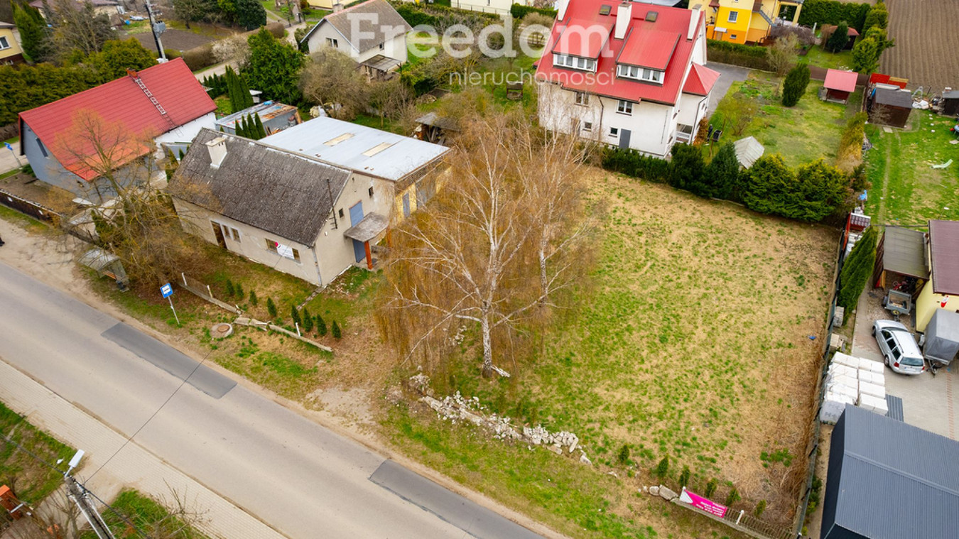 Budynek 170 m² z halą 120 m² na działce 1 365 m² - Widok 2