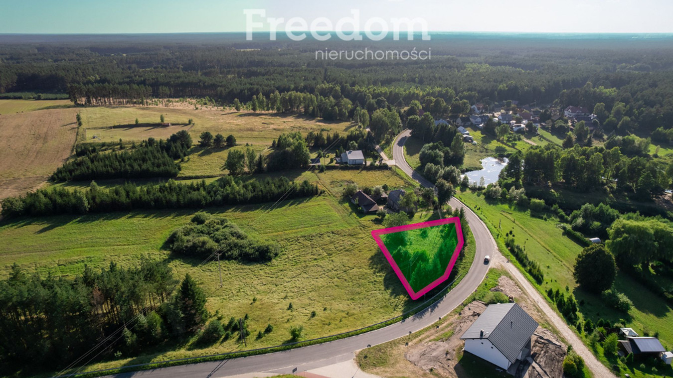 Malowniczo położona działka 800 m² z MPZP - Widok 2
