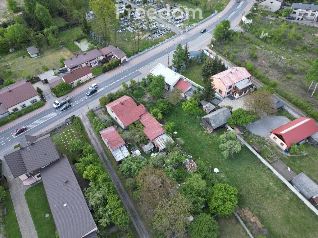 Działka z zabudowaniami - Widok 4