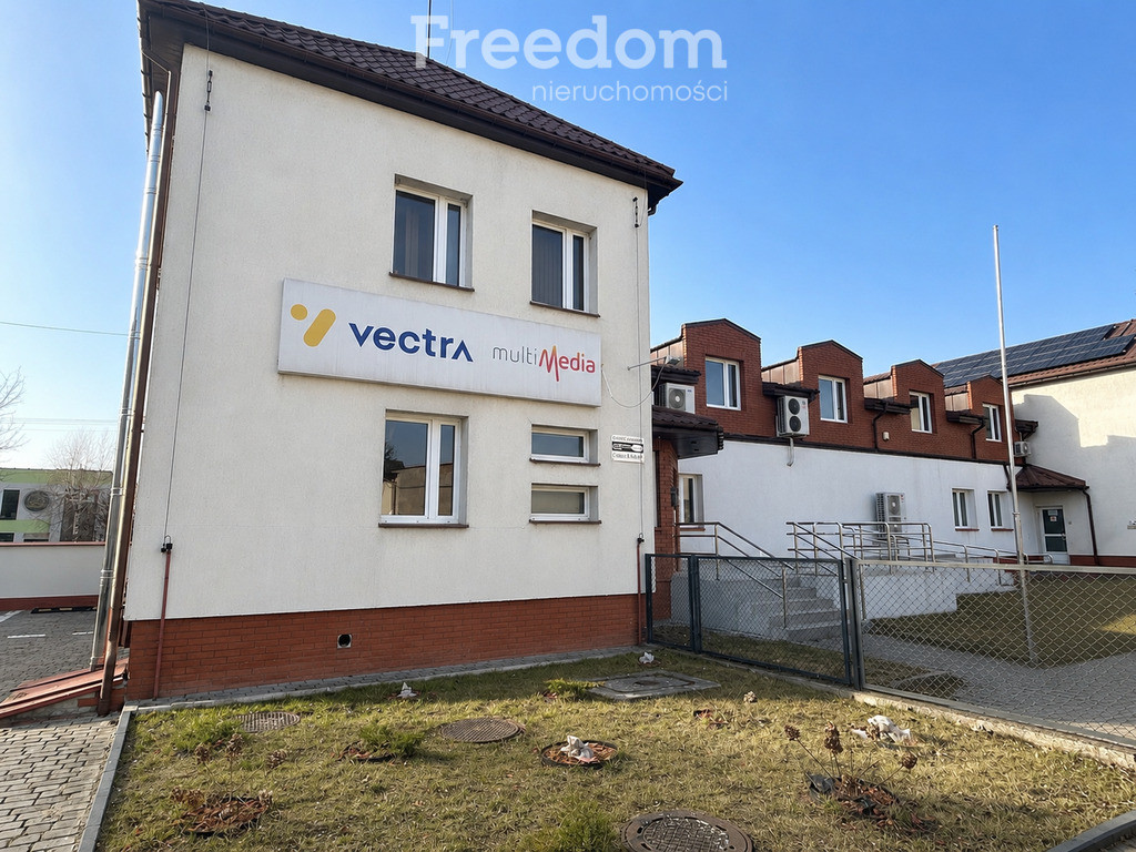 Budynek biurowy - Ostrów Mazowiecka - Widok 2