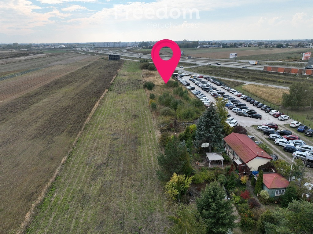 Działka inwestycyjna przy ekspresówce S7, asfalt - Widok 4